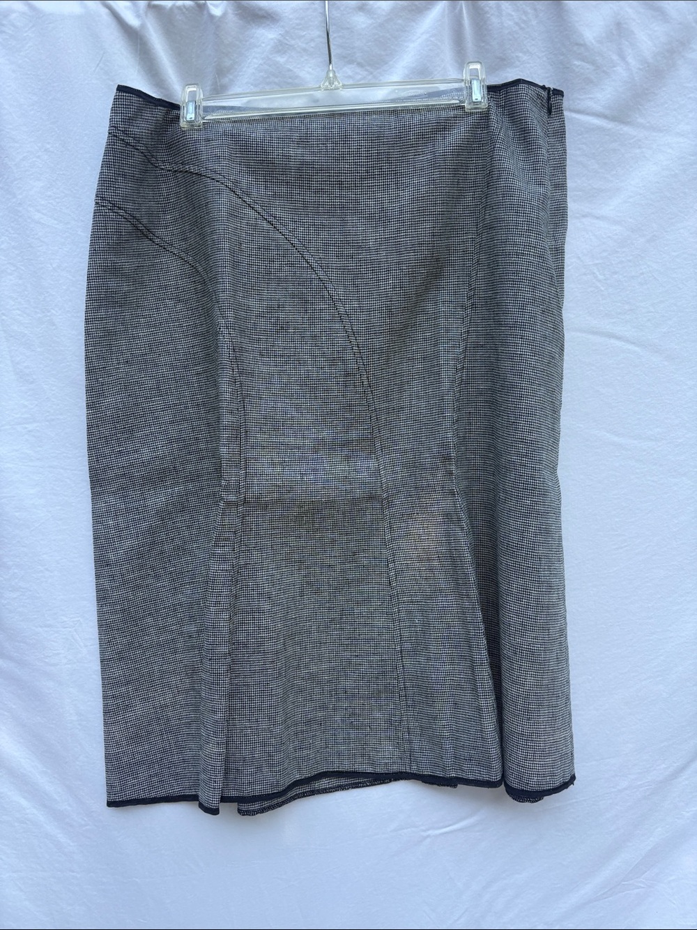 CANVASBACKS Black and White Pencil Skirt with Curved Paneling